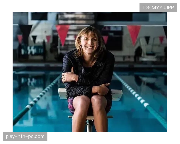 凯蒂·莱德基每天游50公里，吃饭像吃草，结果银行卡余额比我命还长